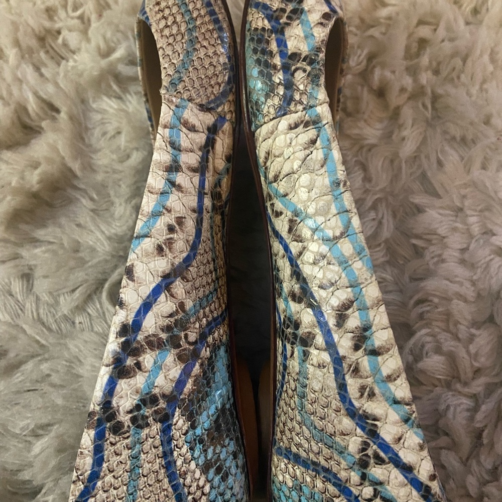 SCHUTZ Blues and Cream leather flats